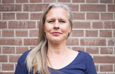 Ontmoet yogadocent Anne Linnebank